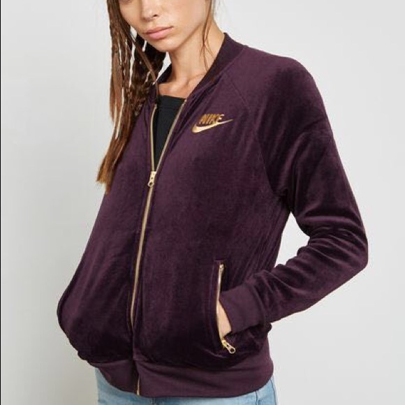 nike velvet sweater